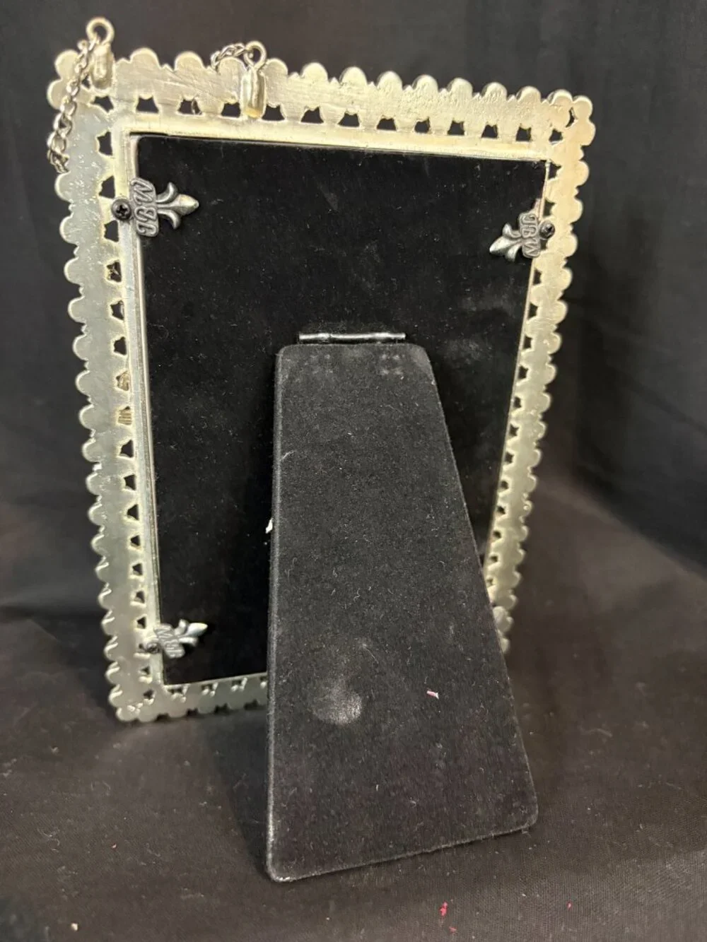 Vintage JBW Berkeley Designs 4x6 Pearl Picture Frame with Attached Silver Cross